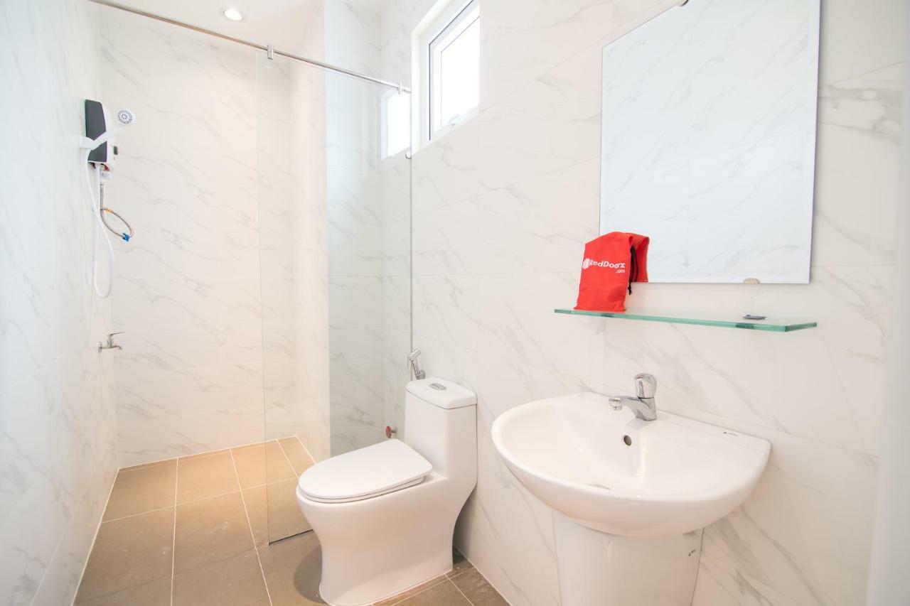 Reddoorz Near Xo Viet Nghe Tinh Street Hotel Ho Chi Minh City Exterior photo